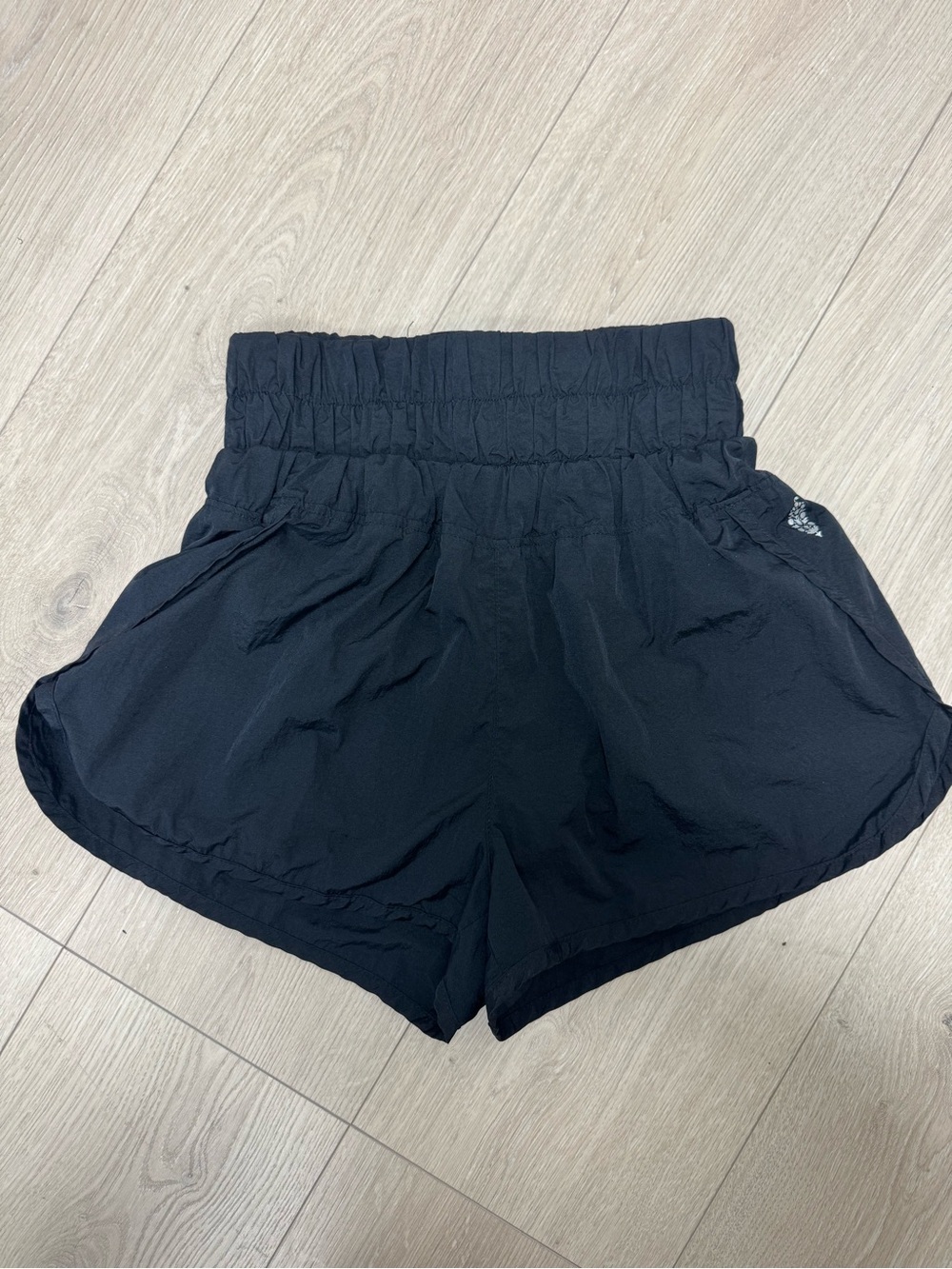 FP Movement Free People Black Running Shorts Women’s Small Smocked Waist Athleti